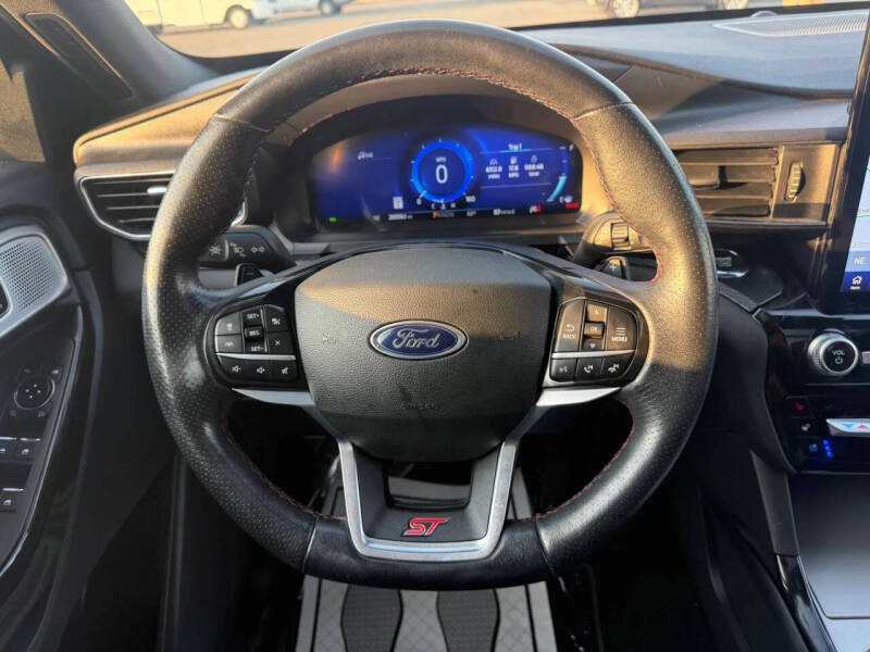 2023 Ford Explorer ST