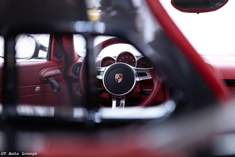 2012 Porsche Cayman R