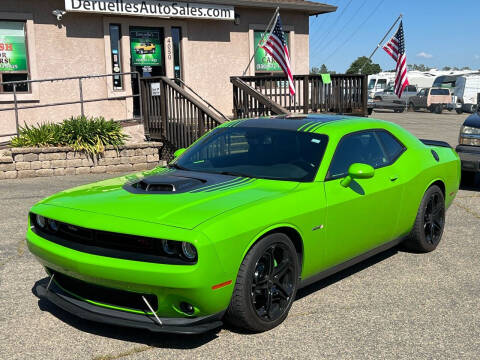 2017 Dodge Challenger for sale at Deruelle's Auto Sales in Shingle Springs CA