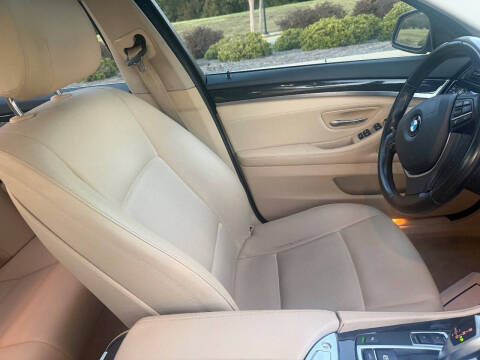 2015 BMW 5 Series 528i