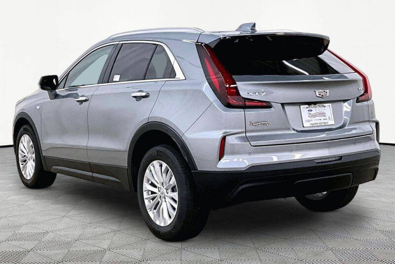 2024 Cadillac XT4 Luxury