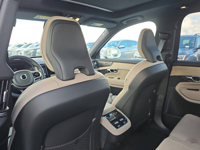 2026 Volvo XC90 B6 Ultra 7P