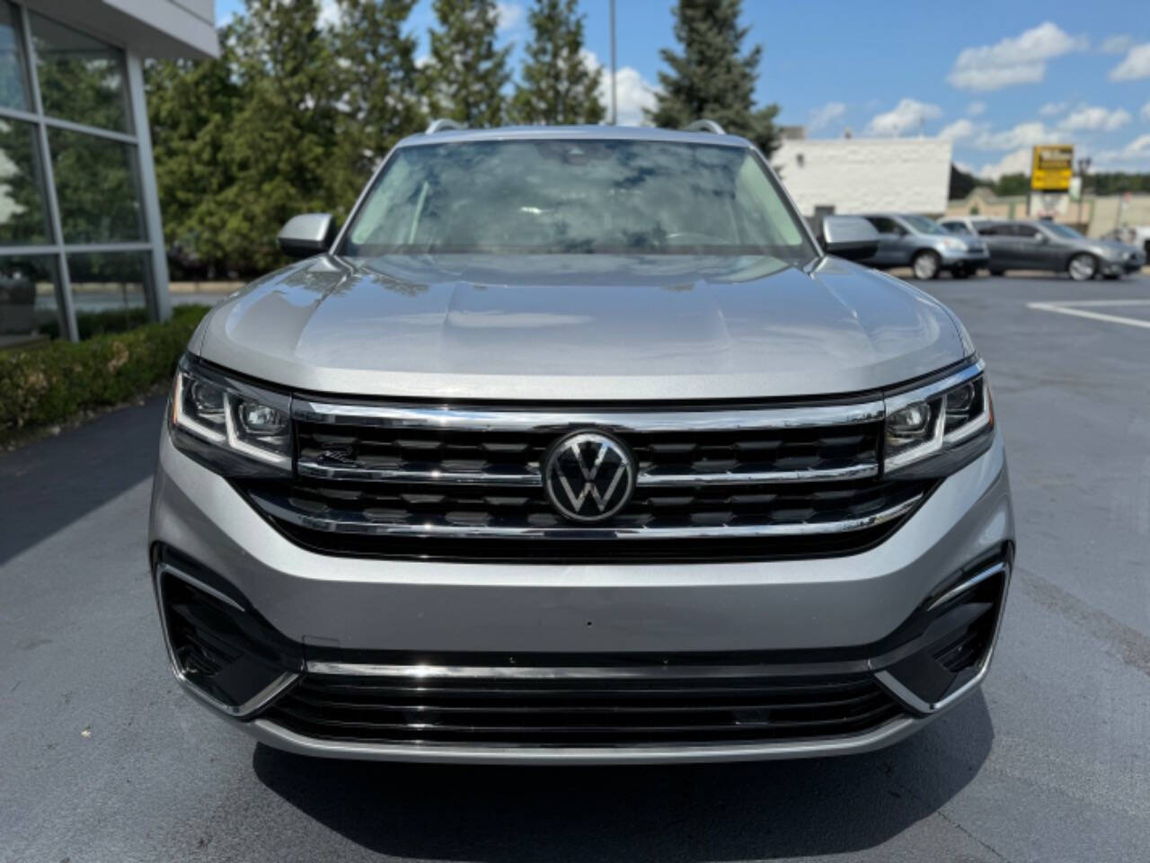 2021 Volkswagen Atlas for sale at Opus Motorcars in Utica, MI