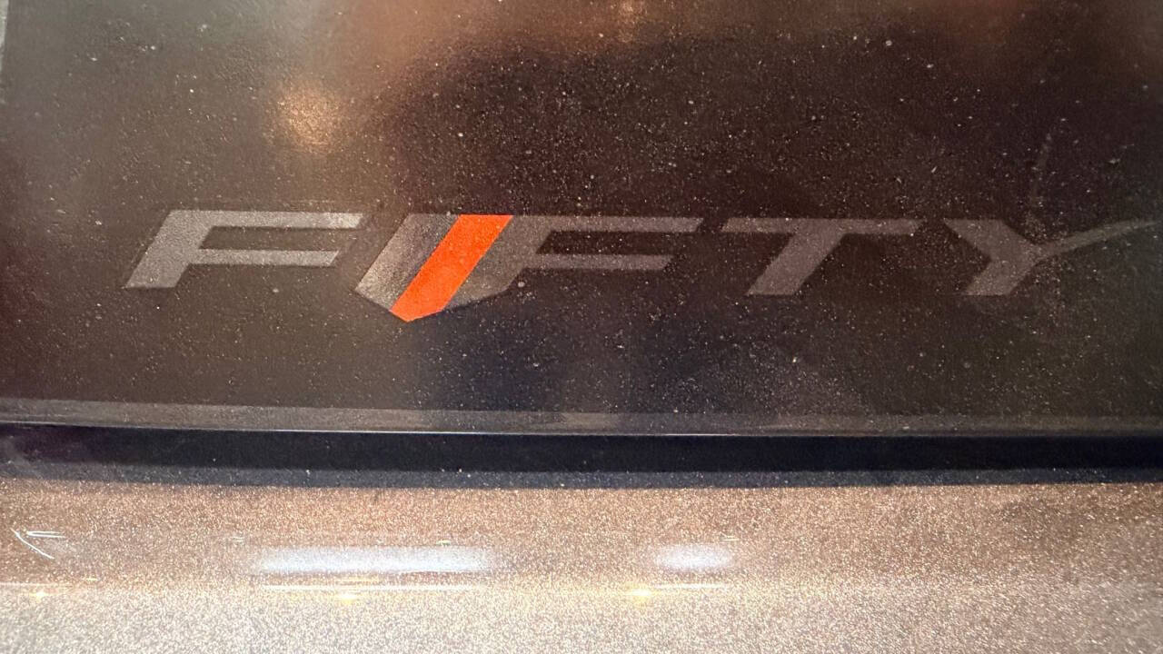 2017 Chevrolet Camaro 24