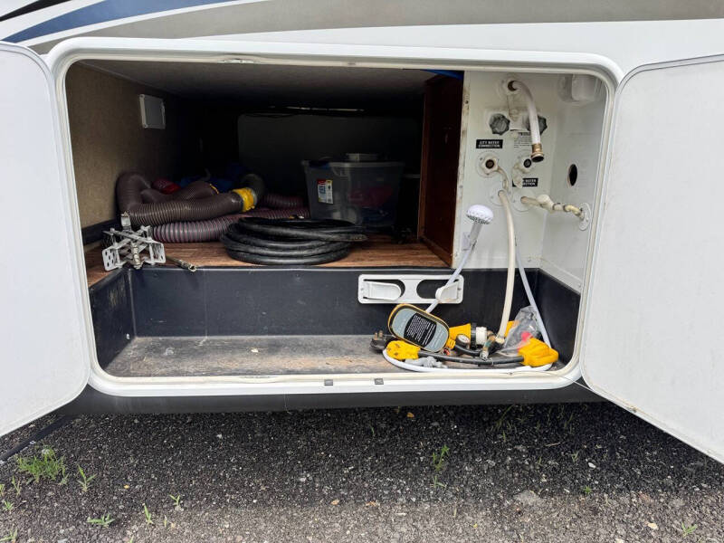 2012 Forest River V-Cross