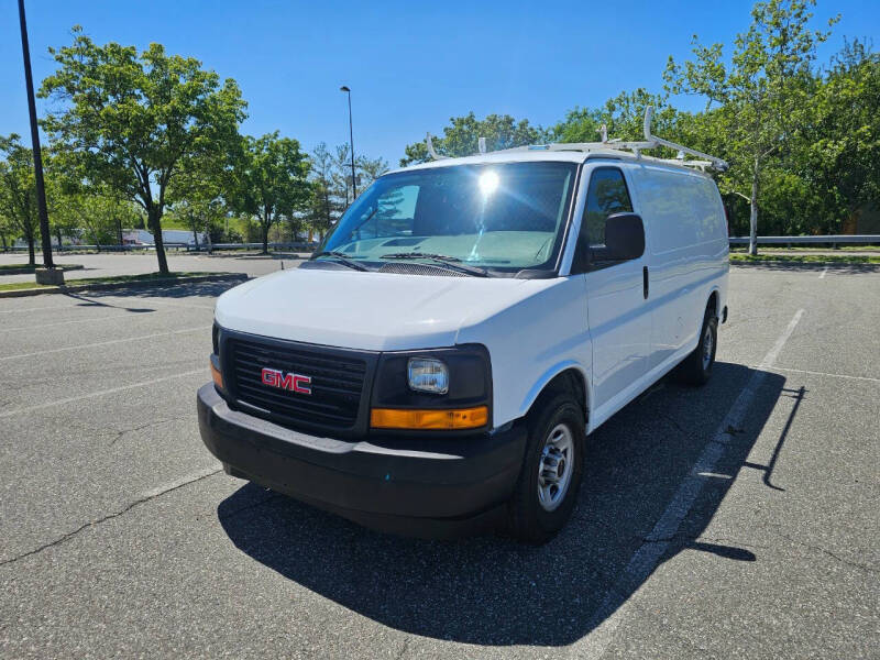 2017 GMC Savana 2500
