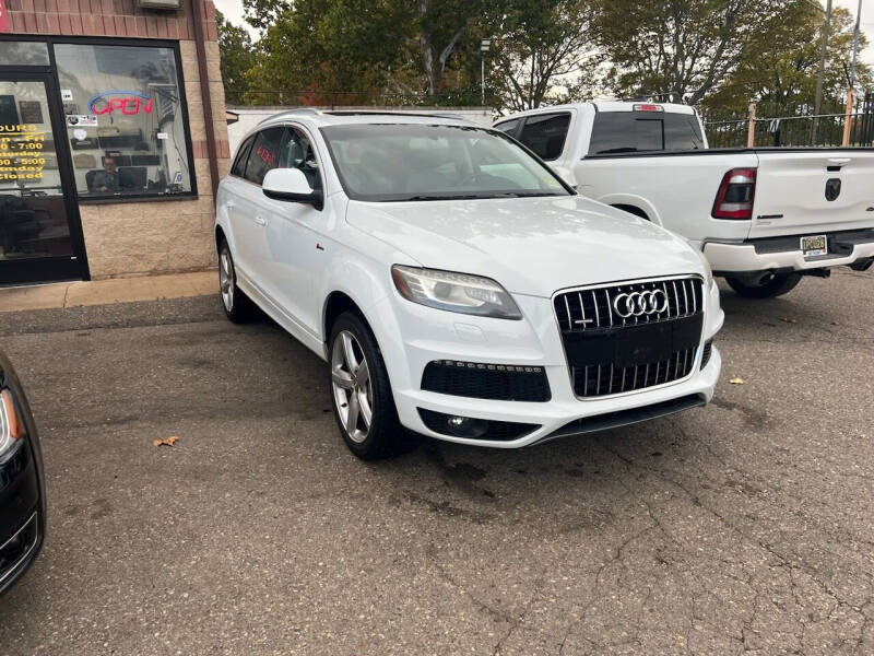 Used 2013 Audi Q7 S line Prestige with VIN WA1DGAFE3DD005871 for sale in Detroit, MI