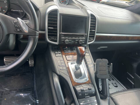 2012 Porsche Cayenne Turbo