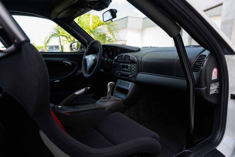 2004 Porsche 911 GT3