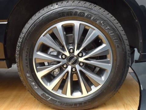 2017 Lincoln Navigator L Select