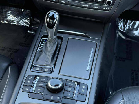 2016 Hyundai Genesis