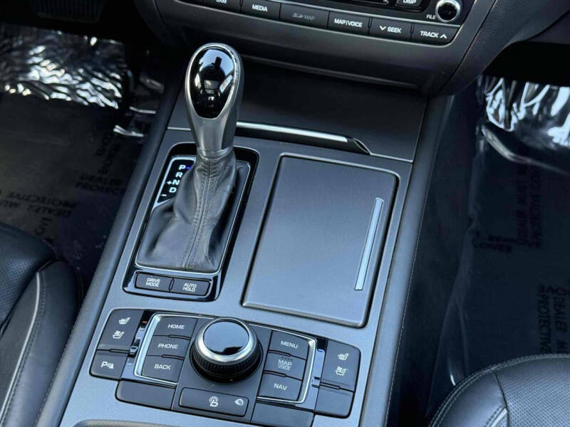 2016 Hyundai Genesis