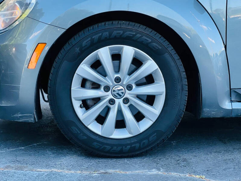 2013 Volkswagen Beetle 2.5L Entry PZEV