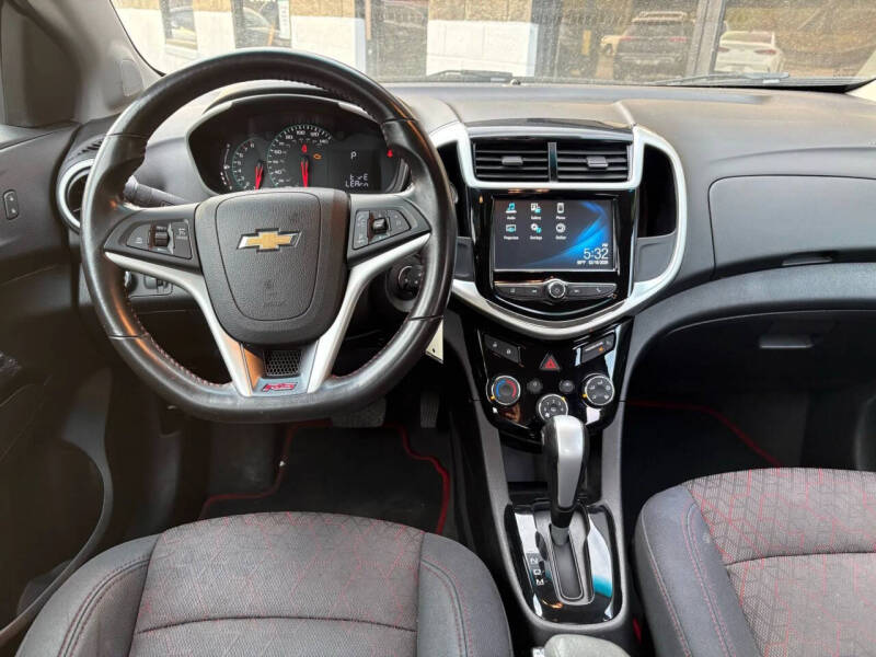 2017 Chevrolet Sonic LT Auto