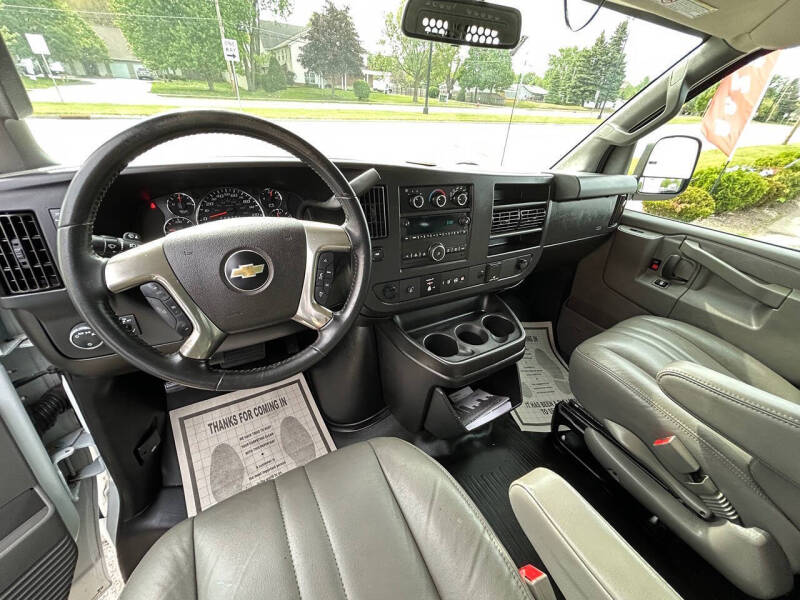 2019 Chevrolet Express 2500