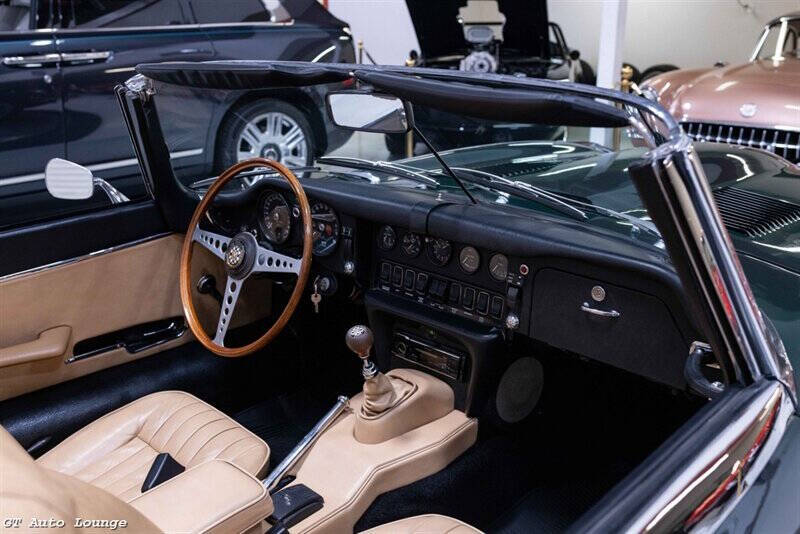 1970 Jaguar E-Type 45