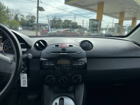 2013 Mazda MAZDA2 Sport