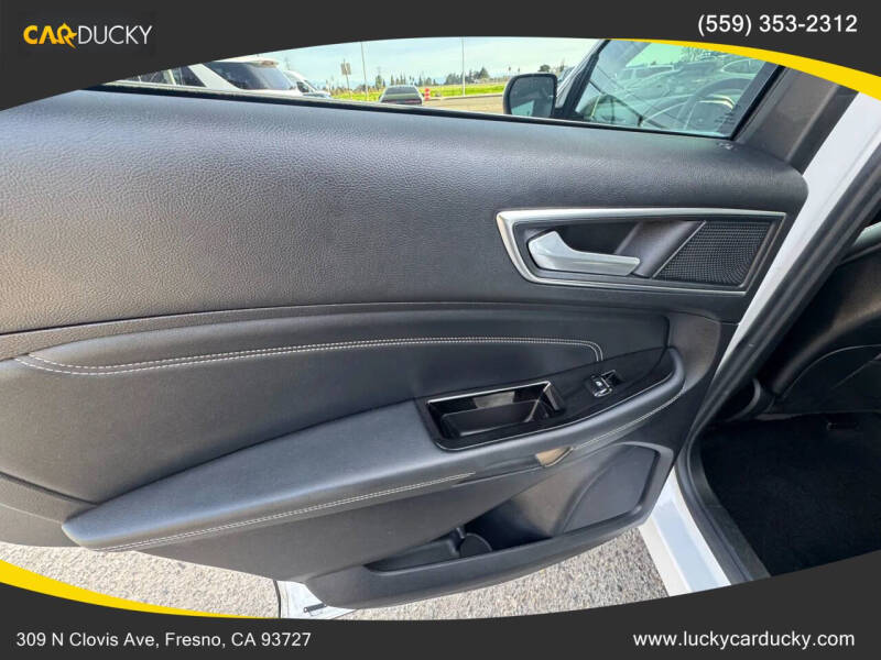 2020 Ford Edge Titanium