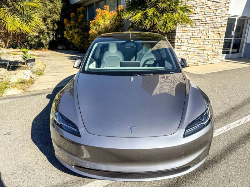 2025 Tesla Model 3 Long Range