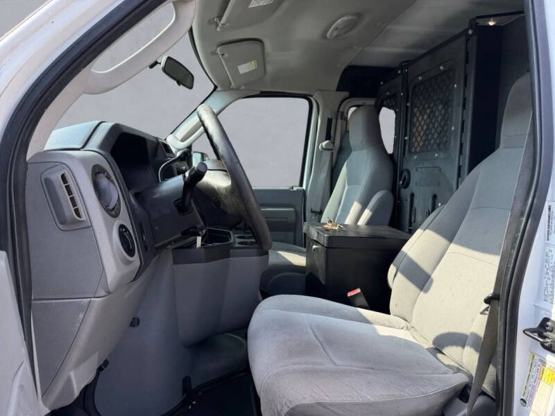 2012 Ford E-Series E-250
