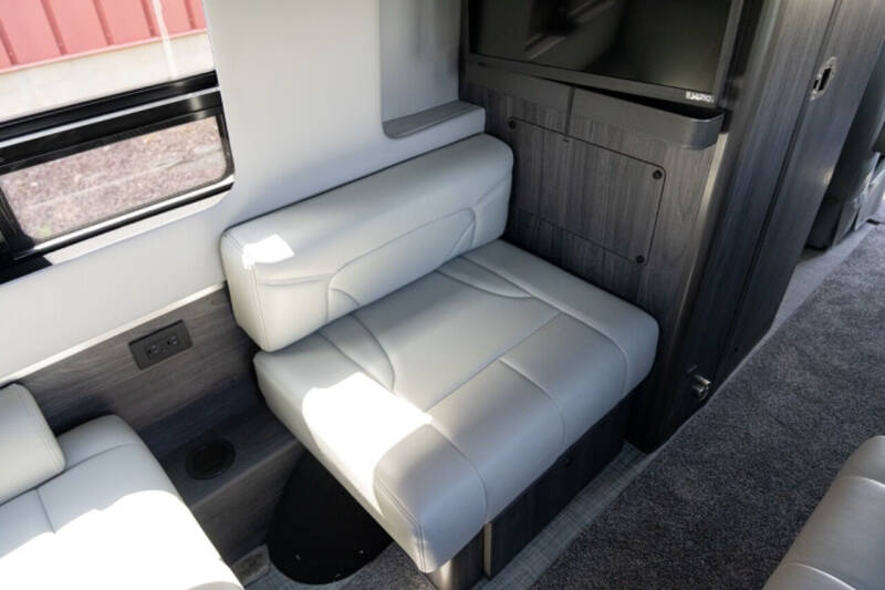 2022 Mercedes-Benz Sprinter Cargo Van Base photo 38