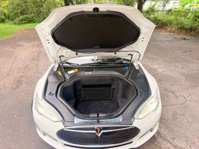 2013 Tesla Model S Performance