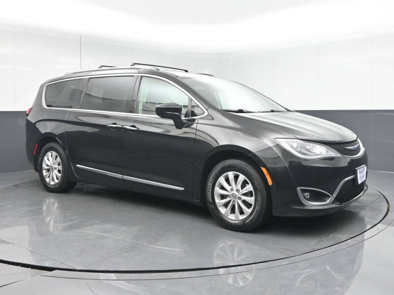 2018 Chrysler Pacifica Touring L Plus