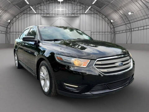 2016 Ford Taurus SEL