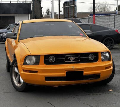 2007 Ford Mustang V6 Deluxe