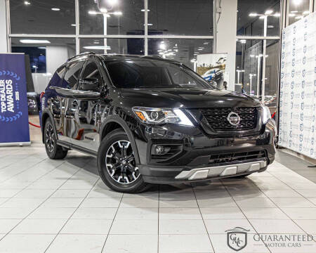 2020 Nissan Pathfinder SV