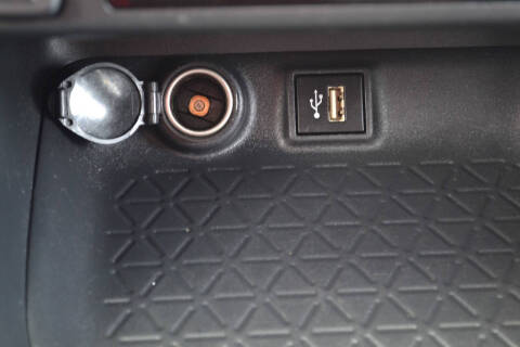 2024 Toyota RAV4 Prime SE