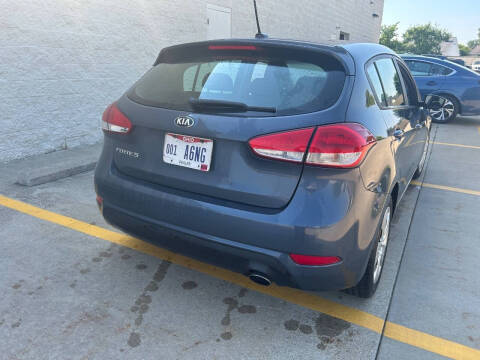 2016 Kia Forte5 LX
