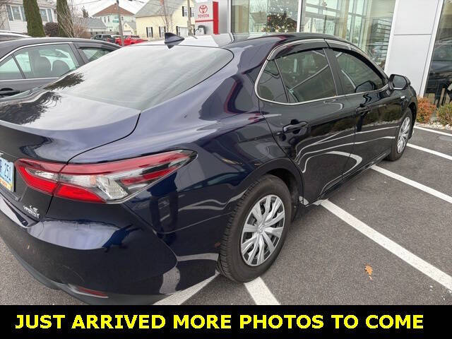2021 Toyota Camry Hybrid LE