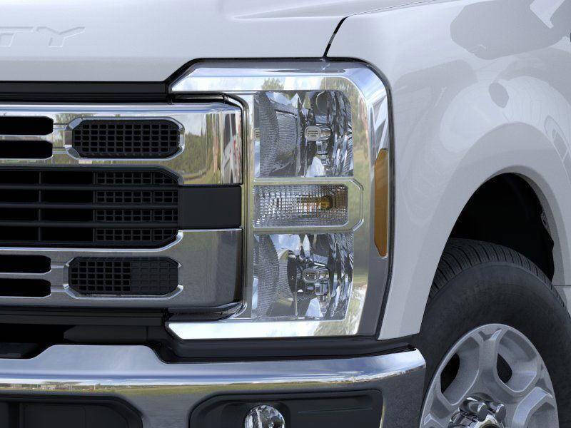 2026 Ford F-350 Super Duty XLT