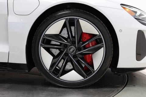 2022 Audi RS e-tron GT quattro