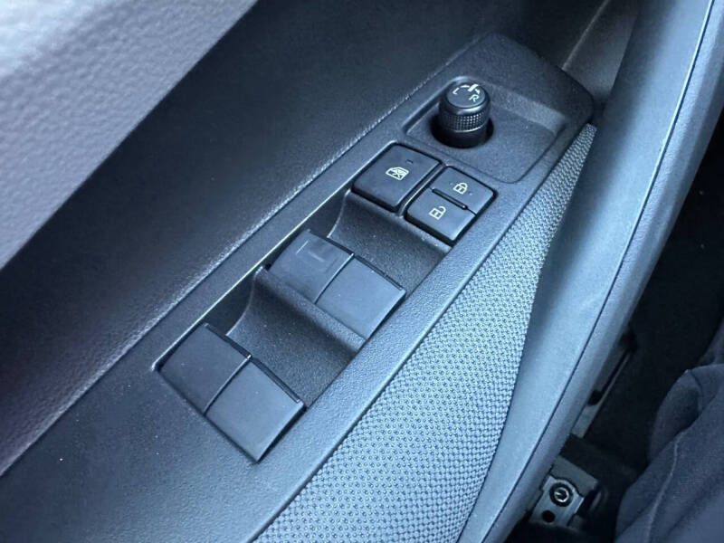 2025 Toyota Corolla Hybrid