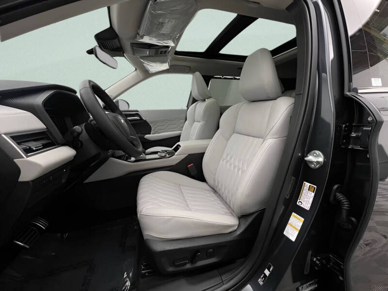 2026 Mitsubishi Outlander SEL