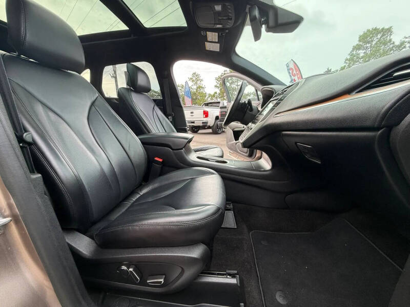 2019 Lincoln MKC Select