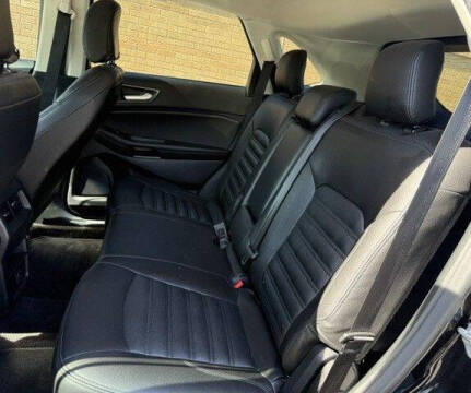 2020 Ford Edge SE
