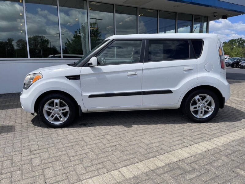 2010 Kia Soul +