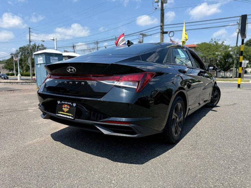 2021 Hyundai Elantra