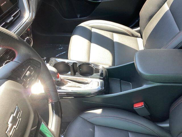 2025 Chevrolet Trax RS