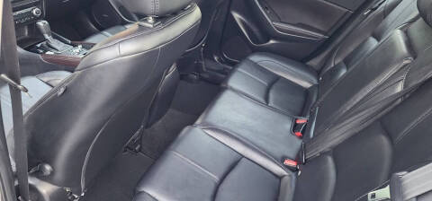 2018 Mazda MAZDA3 Touring