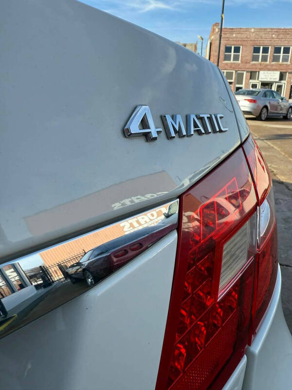 2011 Mercedes-Benz E-Class E 550 Luxury 4MATIC