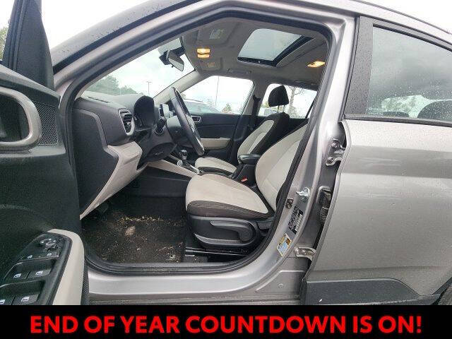 2024 Hyundai Venue SEL