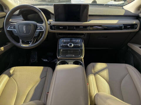 2022 Lincoln Nautilus Standard