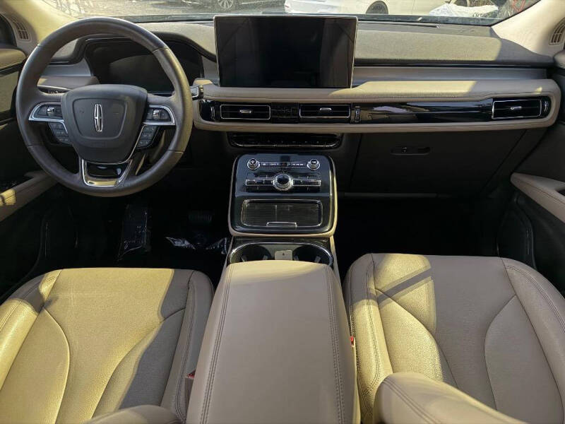 2022 Lincoln Nautilus Standard