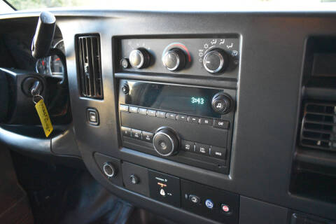 2017 Chevrolet Express 2500