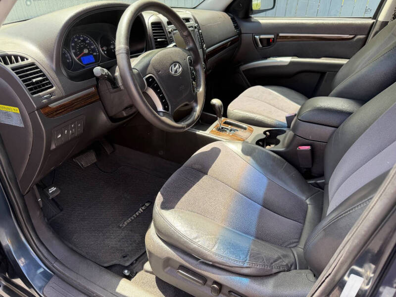 2012 Hyundai Santa Fe SE