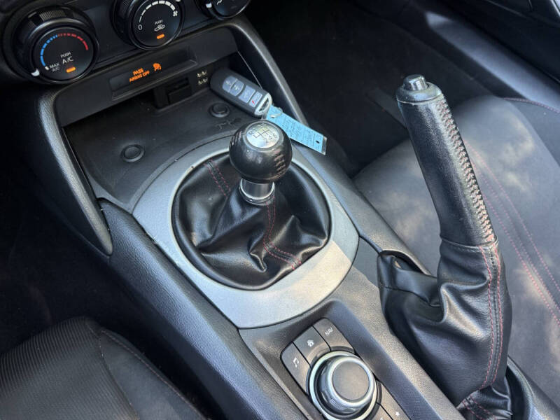 2016 Mazda MX-5 Miata Club